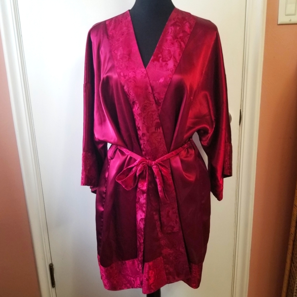 VICTORIA'S SECRET VINTAGE GOLD LABEL Burgundy Robe Jacquard One Size